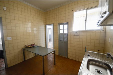 Casa para alugar com 60m², 2 quartos e sem vagaCozinha