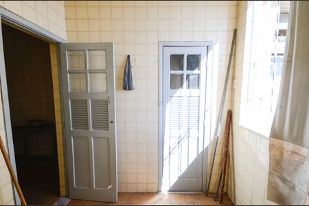 Casa para alugar com 60m², 2 quartos e sem vagaÁrea de Serviço