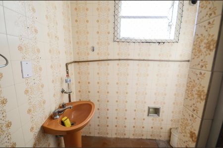 Casa para alugar com 60m², 2 quartos e sem vagaBanheiro