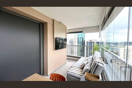 Apartamento à venda com 44m², 1 quarto e sem vaga Apartamento à venda com 44m², 1 quarto e sem vagaSala/Sacada