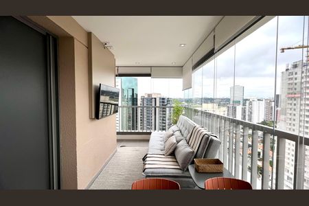 Apartamento à venda com 44m², 1 quarto e sem vaga Apartamento à venda com 44m², 1 quarto e sem vagaSala/Sacada