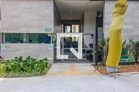 Apartamento à venda com 79m², 3 quartos e 1 vagaÁrea comum - Entrada