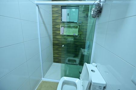 Casa para alugar com 210m², 3 quartos e 2 vagas Casa para alugar com 210m², 3 quartos e 2 vagasBanheiro da Suíte 1