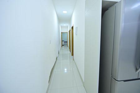 Casa para alugar com 210m², 3 quartos e 2 vagas Casa para alugar com 210m², 3 quartos e 2 vagasCorredor para os Quartos