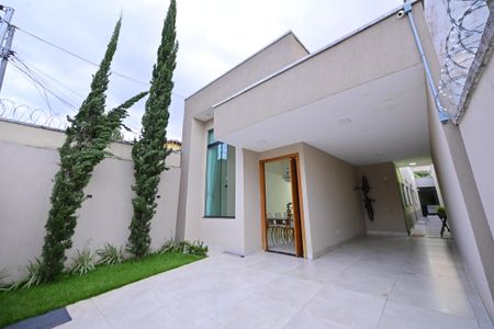 Casa para alugar com 210m², 3 quartos e 2 vagas Casa para alugar com 210m², 3 quartos e 2 vagasGaragem