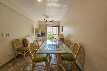 Apartamento para alugar com 70m², 2 quartos e 1 vagaSala