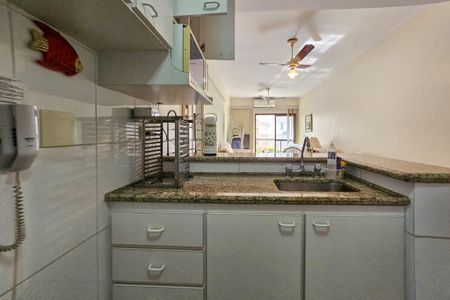 Apartamento para alugar com 70m², 2 quartos e 1 vagaCozinha