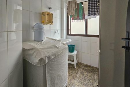 Apartamento para alugar com 70m², 2 quartos e 1 vagaÁrea de serviço 