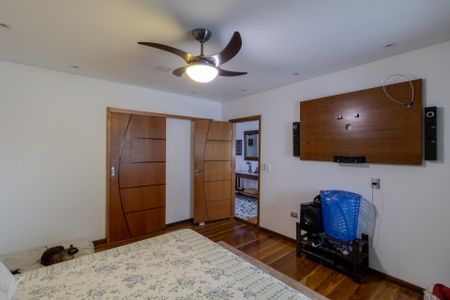 Casa à venda com 260m², 3 quartos e 1 vagaSuíte 1