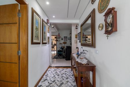 Casa à venda com 260m², 3 quartos e 1 vagaCorredor