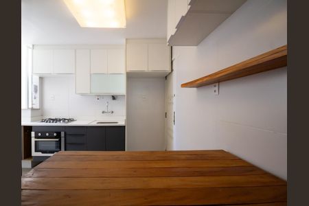 Apartamento para alugar com 80m², 3 quartos e sem vagacozinha