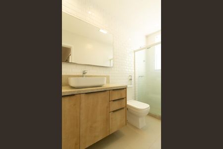 Apartamento para alugar com 80m², 3 quartos e sem vagaBanheiro social 1