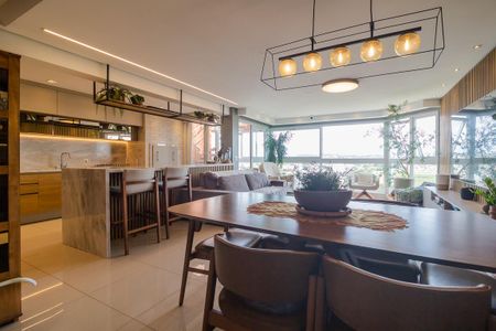 Apartamento à venda com 238m², 2 quartos e 2 vagasSala