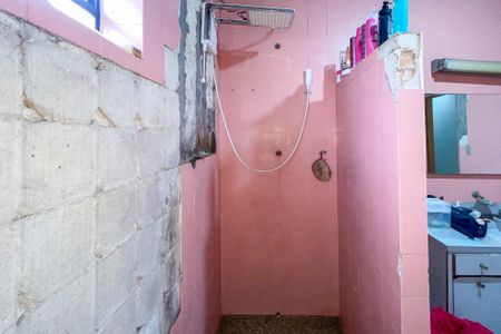 Casa à venda com 182m², 5 quartos e 4 vagasBanheiro