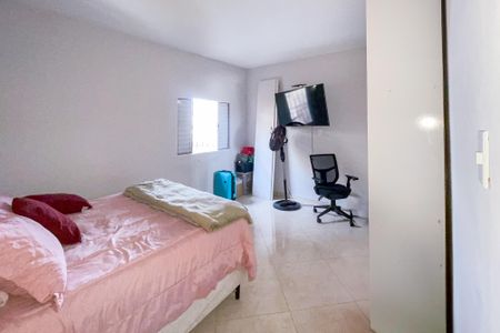 Casa à venda com 182m², 5 quartos e 4 vagasSuíte