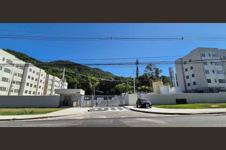 Apartamento para alugar com 48m², 2 quartos e 1 vaga Apartamento para alugar com 48m², 2 quartos e 1 vagaFachada e portaria