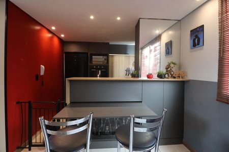 Apartamento para alugar com 48m², 2 quartos e 1 vagaCozinha e Área de Serviço