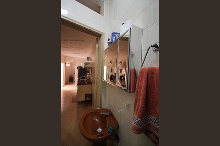 Casa à venda com 173m², 2 quartos e 3 vagasBanheiro Social 2