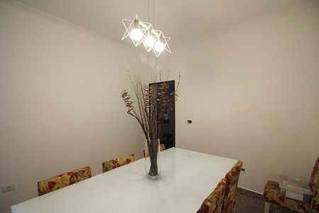 Casa à venda com 173m², 2 quartos e 3 vagasSala 2