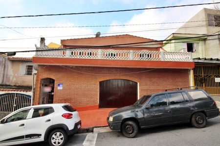 Casa à venda com 173m², 2 quartos e 3 vagasFachada