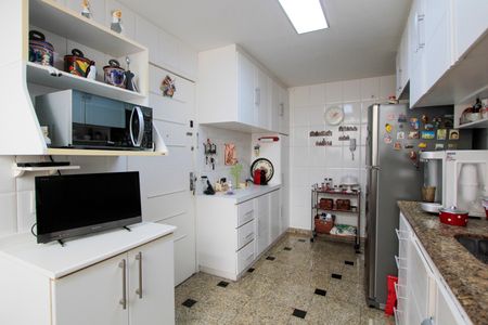 Apartamento à venda com 165m², 3 quartos e 2 vagasCozinha
