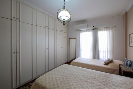 Apartamento à venda com 165m², 3 quartos e 2 vagasQuarto 2 suíte 