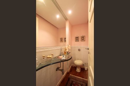 Apartamento à venda com 165m², 3 quartos e 2 vagasLavabo