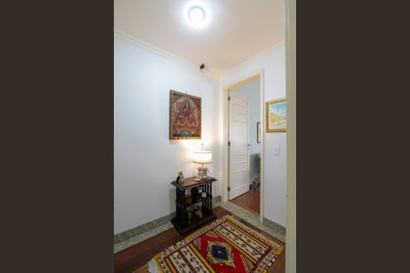 Apartamento à venda com 165m², 3 quartos e 2 vagasCorredor