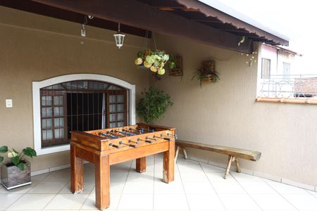 Casa para alugar com 135m², 2 quartos e 2 vagasÁrea comum