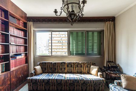 Apartamento à venda com 220m², 4 quartos e 1 vaga Apartamento à venda com 220m², 4 quartos e 1 vagaQuarto 1