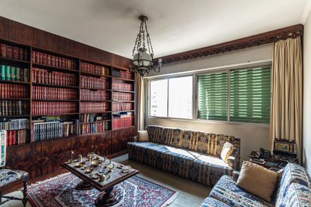 Apartamento à venda com 220m², 4 quartos e 1 vaga Apartamento à venda com 220m², 4 quartos e 1 vagaQuarto 1