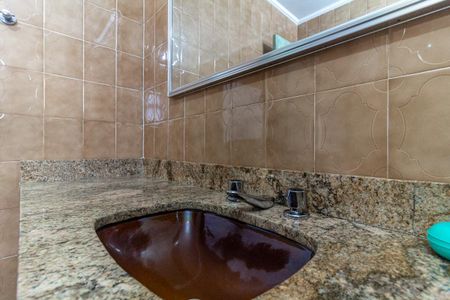 Apartamento à venda com 220m², 4 quartos e 1 vaga Apartamento à venda com 220m², 4 quartos e 1 vagaBanheiro da Suíte