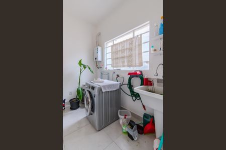 Apartamento à venda com 107m², 3 quartos e 1 vagaÁrea de Serviço