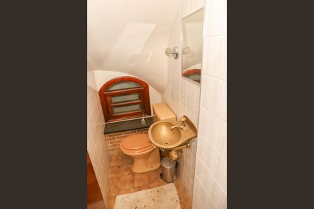 Casa à venda com 245m², 3 quartos e 1 vagaLavabo