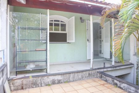 Casa à venda com 245m², 3 quartos e 1 vagaSacada