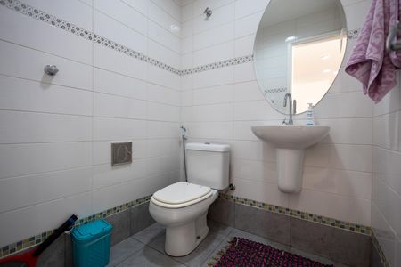 Casa à venda com 198m², 3 quartos e 1 vaga Casa à venda com 198m², 3 quartos e 1 vagaLavabo