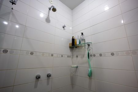 Casa à venda com 198m², 3 quartos e 1 vaga Casa à venda com 198m², 3 quartos e 1 vagaBanheiro da Suíte