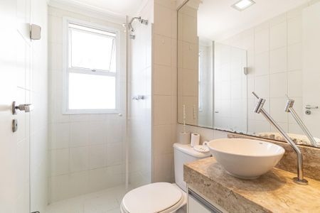 Apartamento à venda com 60m², 2 quartos e 1 vaga Apartamento à venda com 60m², 2 quartos e 1 vagaBanheiro Social