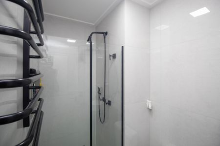 Apartamento à venda com 78m², 2 quartos e 1 vaga Apartamento à venda com 78m², 2 quartos e 1 vagaBanheiro