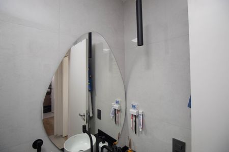 Apartamento à venda com 78m², 2 quartos e 1 vaga Apartamento à venda com 78m², 2 quartos e 1 vagaBanheiro