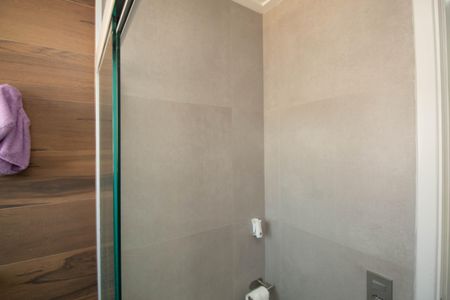 Apartamento à venda com 78m², 2 quartos e 1 vaga Apartamento à venda com 78m², 2 quartos e 1 vagaBanheiro da Suíte 1