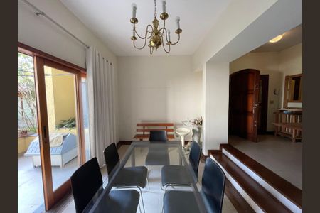 Casa à venda com 410m², 3 quartos e 8 vagasSala 3