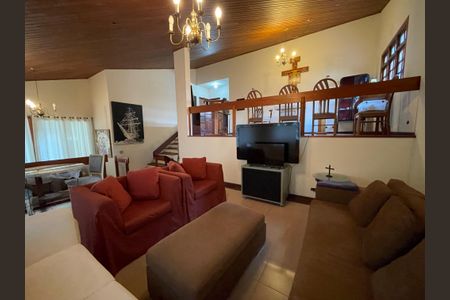 Sala 1 de casa à venda com 3 quartos, 410m² em Cidade São Francisco, São Paulo