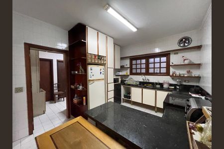 Casa à venda com 410m², 3 quartos e 8 vagasCozinha