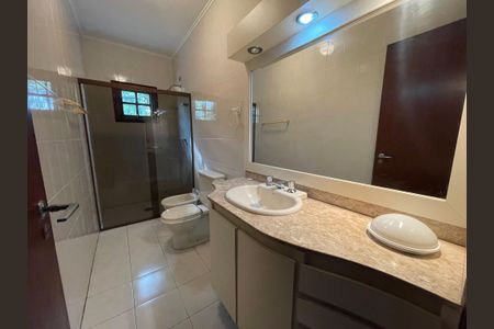 Casa à venda com 410m², 3 quartos e 8 vagasBanheiro 1