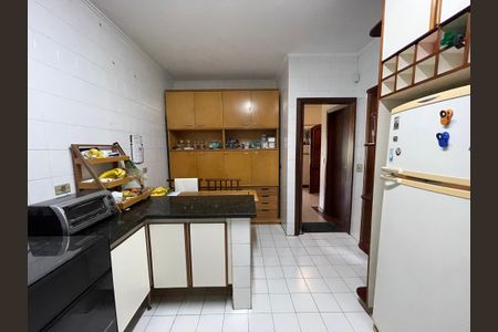 Casa à venda com 410m², 3 quartos e 8 vagasCozinha