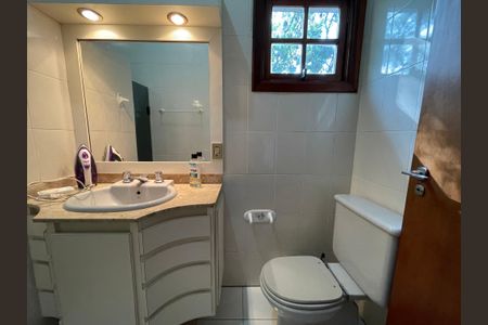 Casa à venda com 410m², 3 quartos e 8 vagasBanheiro 2