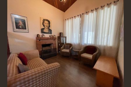 Casa à venda com 410m², 3 quartos e 8 vagasSala 2