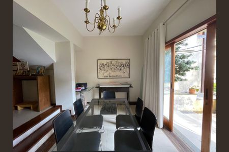 Casa à venda com 410m², 3 quartos e 8 vagasSala 3