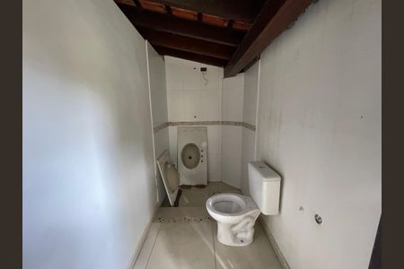 Casa à venda com 410m², 3 quartos e 8 vagasBanheiro 4